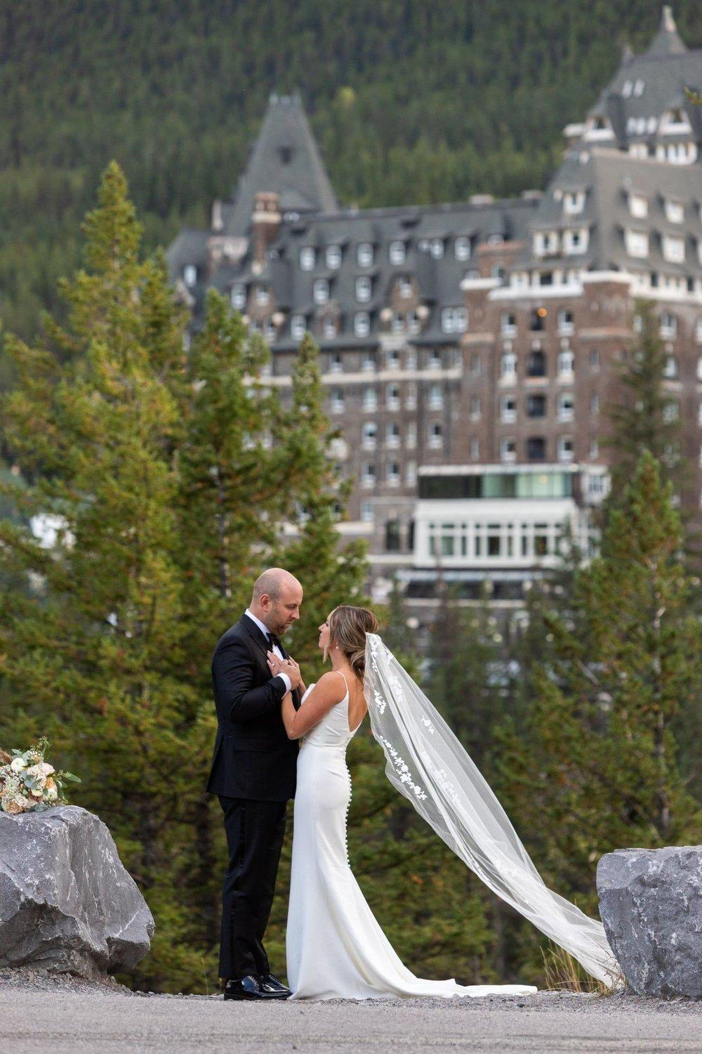 carousel-hero-element image-6