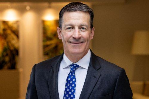 mobile - carousel-hero-element image-0