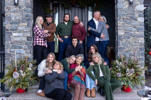 mobile - carousel-hero-element image-3