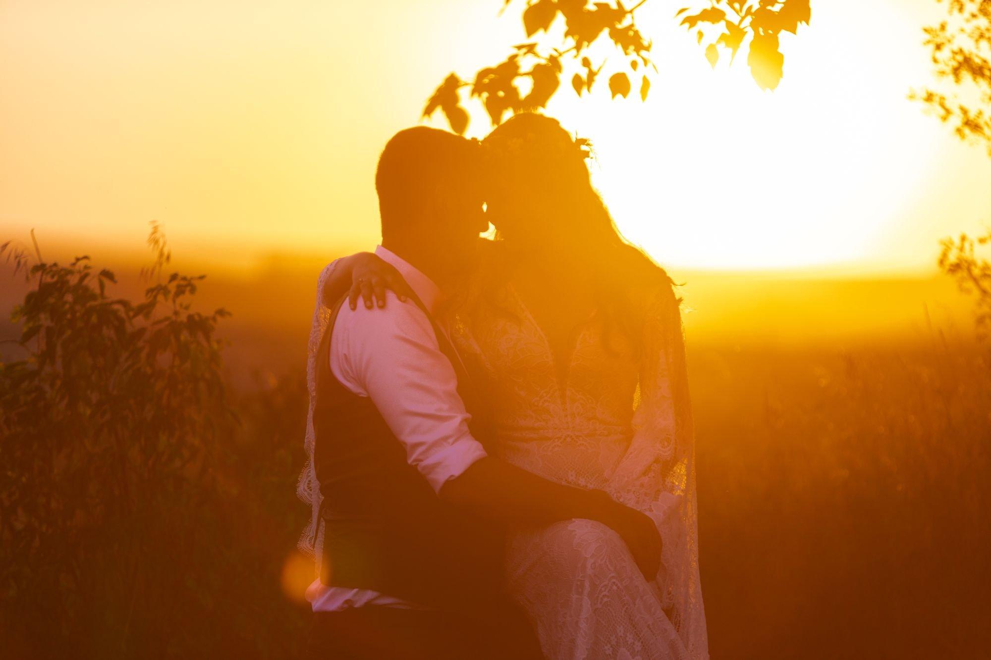 carousel-hero-element image-0