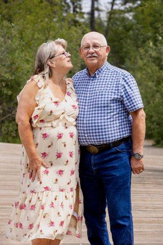 mobile - carousel-hero-element image-4