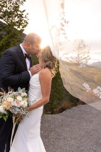 mobile - carousel-hero-element image-1