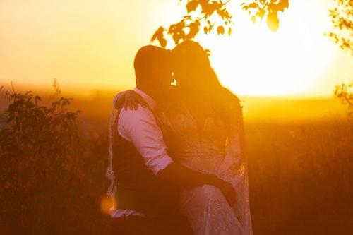 mobile - carousel-hero-element image-0